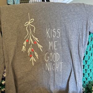 Gray Sweatshirt with Mistletoe Design